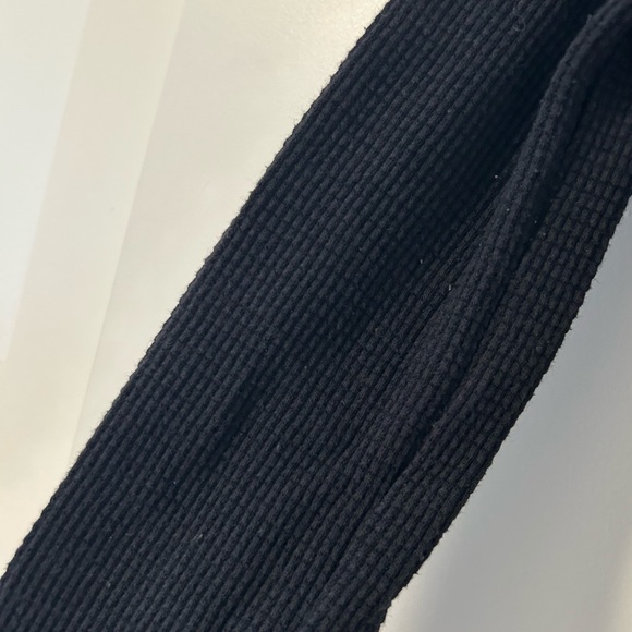 Aritzia/TNA- wafflex long sleeve with a notch top, size S, black - Picture 2 of 2
